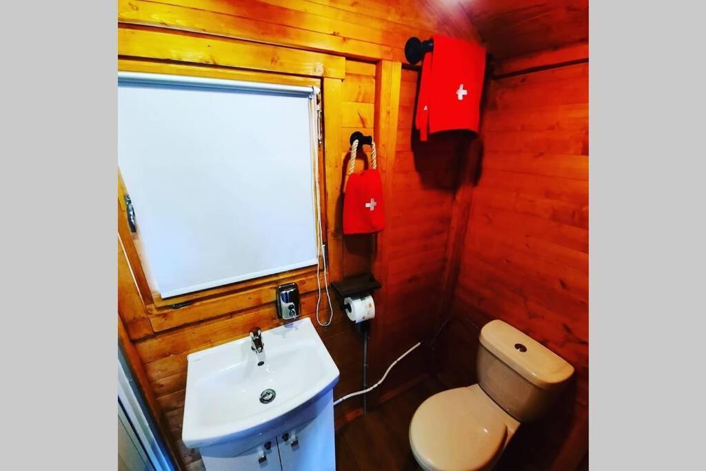 Autarkes Tiny House Mit Rheinblick Apartment Rumikon Екстериор снимка