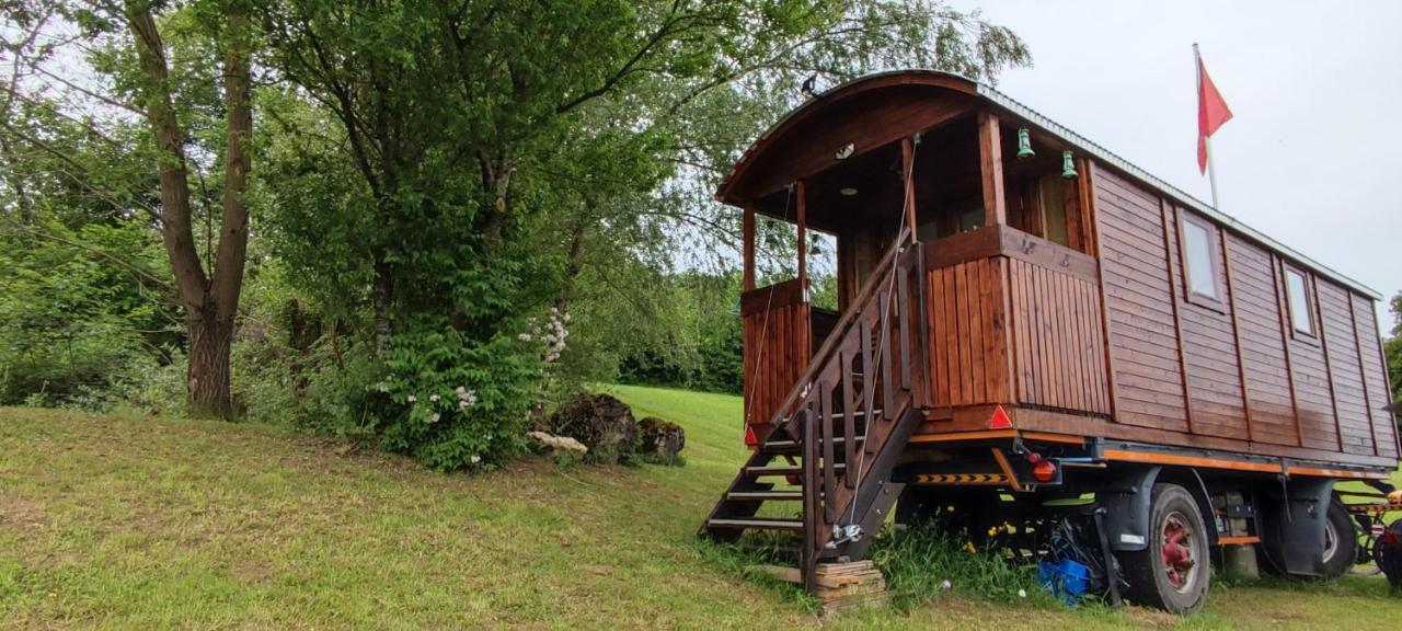 Autarkes Tiny House Mit Rheinblick Apartment Rumikon Екстериор снимка